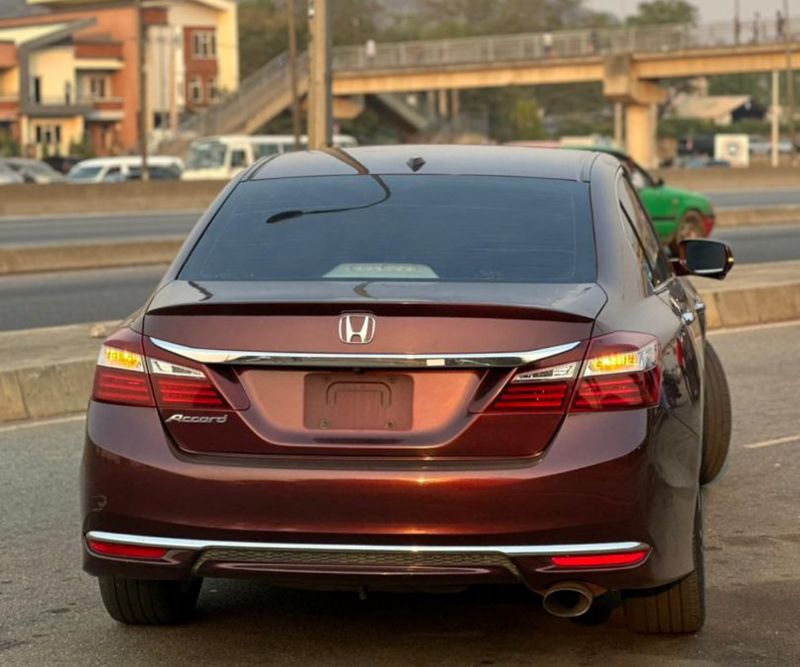Thumbnail 6 of 2017 Honda Accord